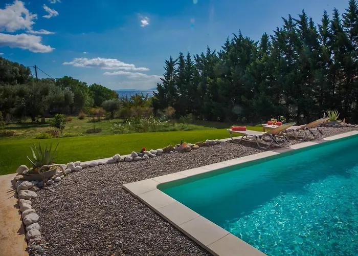 Villa Driftwood